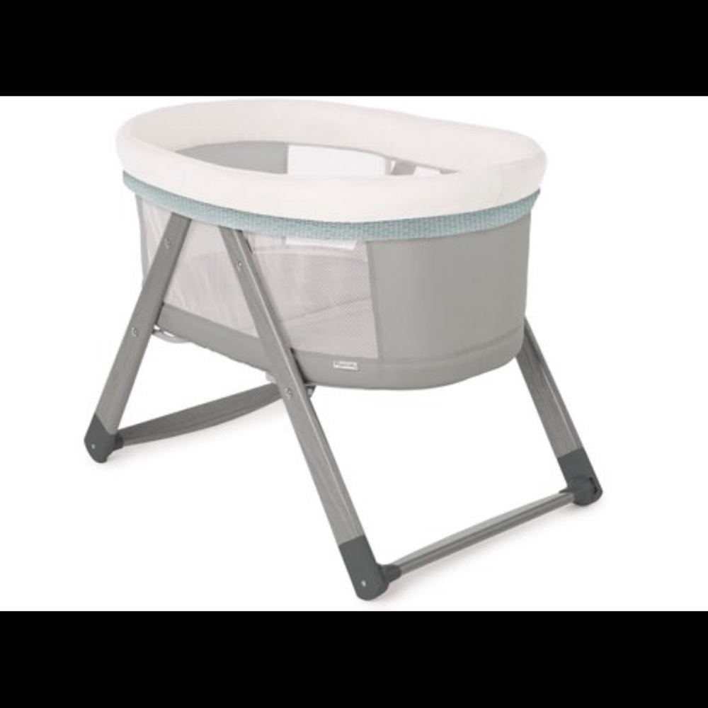Ingenuity Wood FoldAway Rocking Bassinet Classic